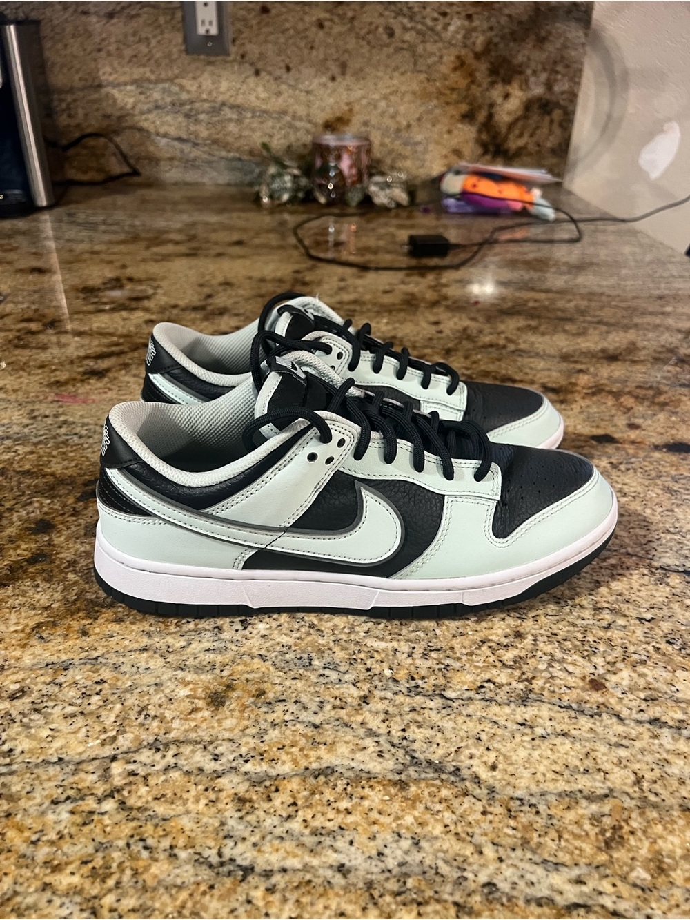 Nike Dunk Low Retro Black Mint Green White Men’s Size 9 Sneakers FZ1670-001